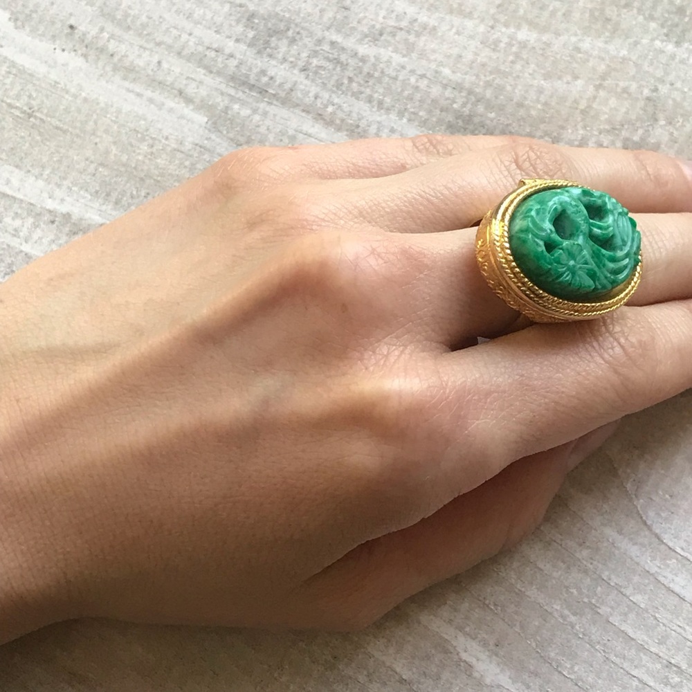 Vintage Avon Locket Ring Gold Green Boho Statement Ring 70s - Picture 13 of 15